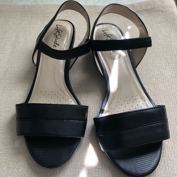 Women’s Black Sandal Slingback SZ 7.5 LifeStride Low Heel Preppy Open Toe Office - Picture 7 of 11